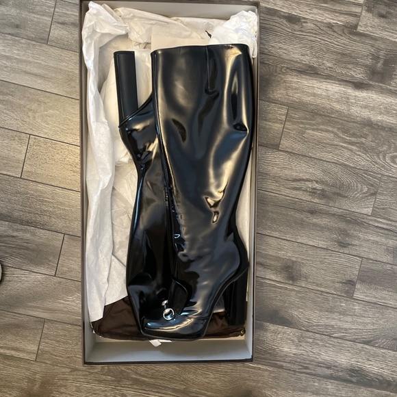 gucci black leather boots / size 40 - Picture 2 of 10